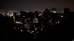 Diversos sectores de la Gran Caracas registran humillante apagón durante la noche del #20Sep