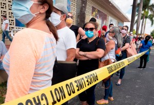 Florida abrirá cinco hospitales de campaña tras más de 300 muertes por Covid-19