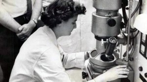 La historia de la mujer que descubrió el primer coronavirus
