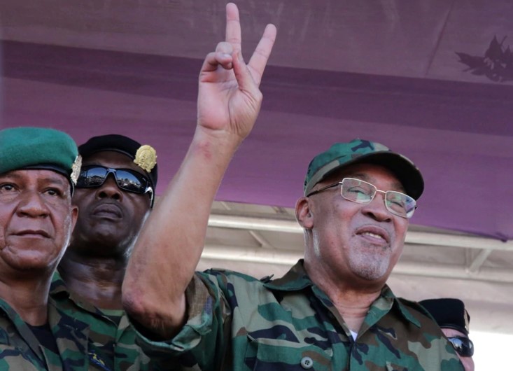 Expresidente de Surinam es sentenciado a 20 años por muerte de 15 opositores