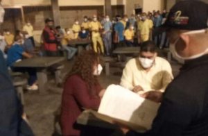 Régimen de Maduro realiza censo para excarcelar a presos del Rodeo II