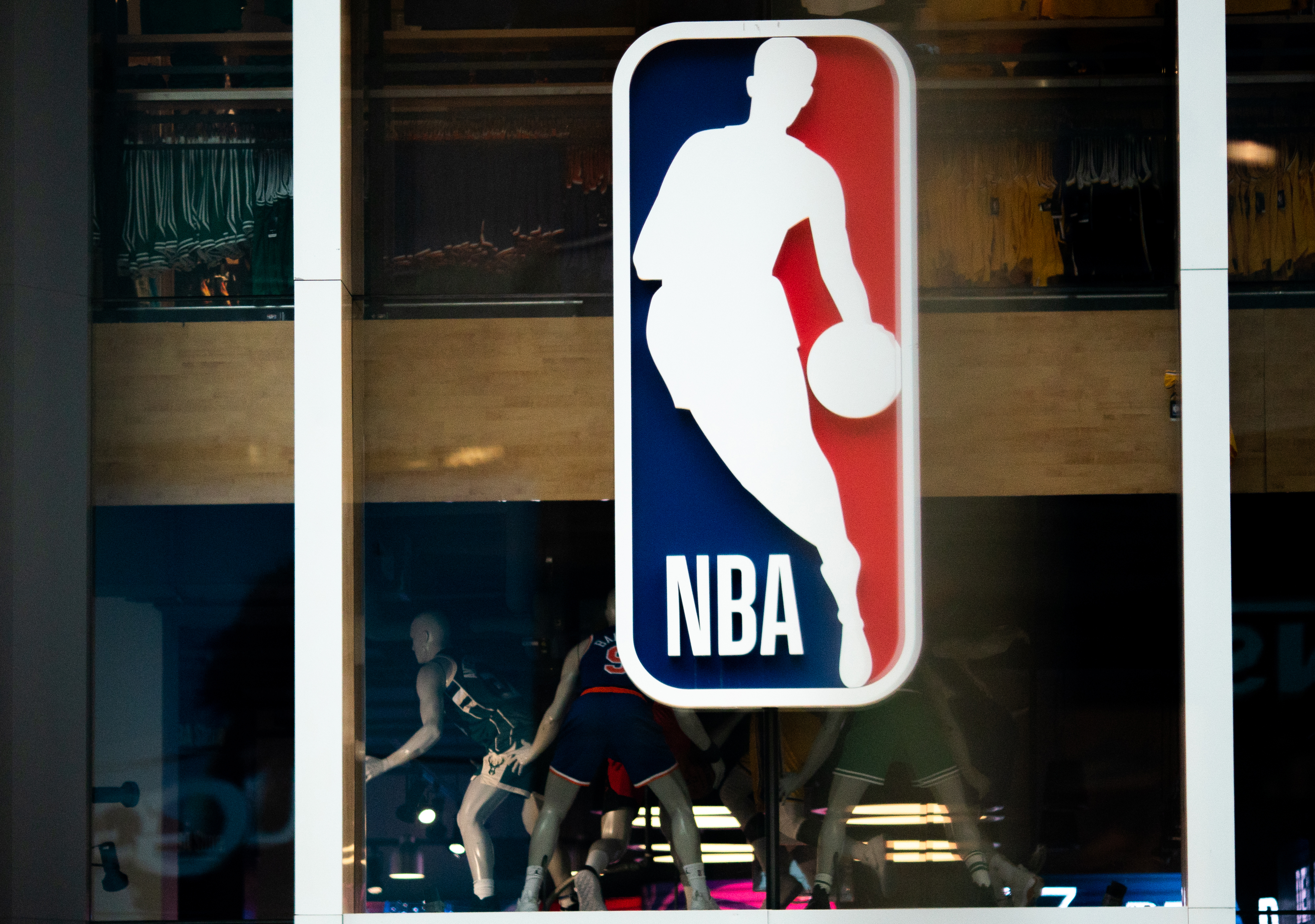 La NBA reveló su lista de los 75 mejores jugadores, más uno extra