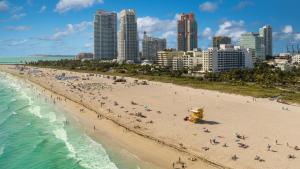 Miami, Miami Beach, Miami Gardens y Hialeah permiten que se abran empresas no esenciales