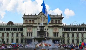 Publicaron polémica ley en Guatemala para evitar corte de servicios por pandemia