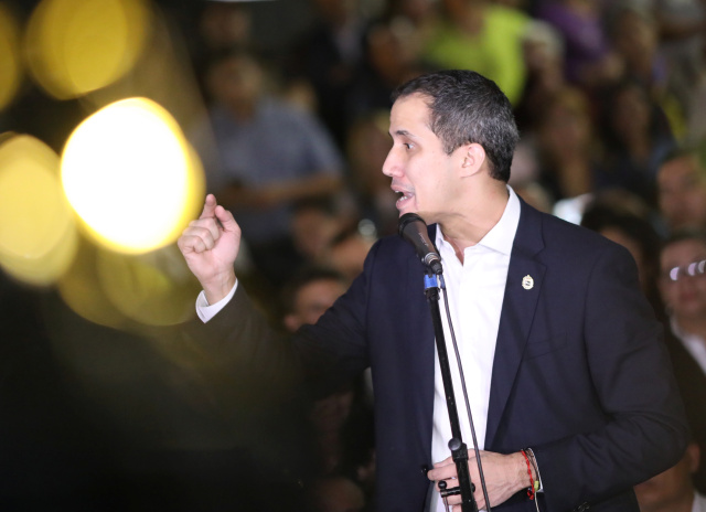 Guaidó celebró el acuerdo para recibir donación de la OPS contra el Covid-19