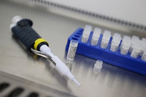La industria farmacéutica cree en una vacuna en 2020 contra el coronavirus