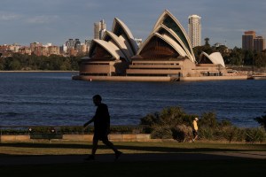 Los estados de Australia discuten la reapertura al turismo interior