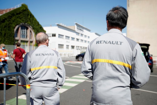 https://www.lapatilla.com/wp-content/uploads/2020/05/2020-05-29T090409Z_895175537_RC29YG95BYC5_RTRMADP_3_RENAULT-FRANCE-STRATEGY.jpg?resize=640%2C427