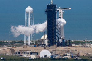 SpaceX canceló el lanzamiento del Falcon 9 a segundos del despegue