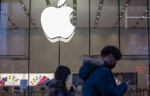 Apple reabrirá la mitad de sus tiendas físicas en EEUU esta semana
