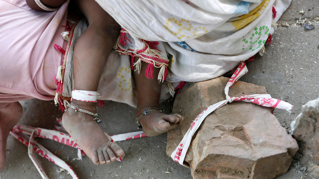Enterraron viva a una bebé recién nacida por error en la India