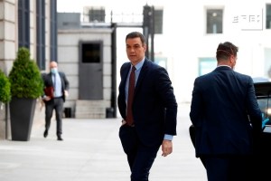 Sánchez afirma que sería “imperdonable” desconfinar prematuramente España