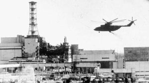 El sacrificio de los olvidados pilotos de Chernóbil que evitaron una tragedia apocalíptica