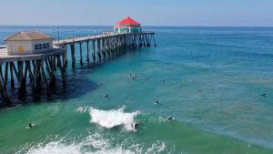 Más playas y negocios de bajo riesgo abrirán en el Condado de Orange