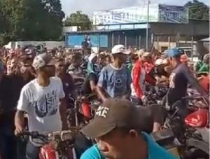 Vecinos de El Manteco protestaron por fallas en servicios públicos este #16May (VIDEO)