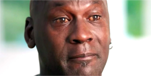 ¿Qué le pasa a Michael Jordan en los ojos?