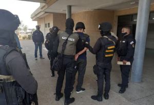 Capturaron a dos hombres señalados de presuntamente financiar la “Operación Gedeón” en El Tigre (FOTO)