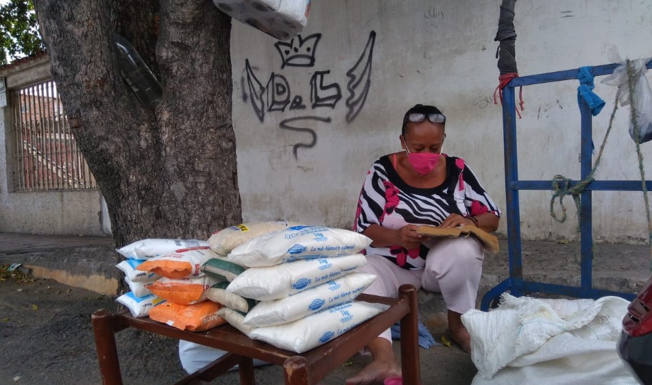 Venta de alimentos: El comodín de muchos en la frontera frente a la cuarentena