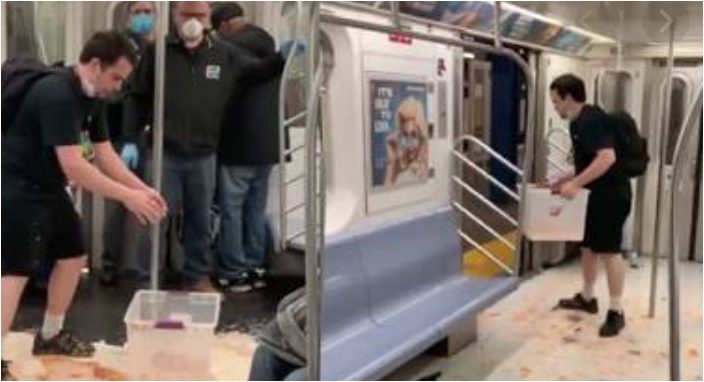 TikToker estadounidense es investigado por hacer una despreciable broma en el metro de Nueva York