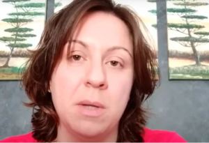 “Lo más duro es que se mueran solos”: El testimonio de una auxiliar de enfermería sobre el coronavirus en España