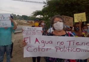 Larenses protestan en las calles porque llevan tiempo sin recibir una gota de agua #13May (Fotos)