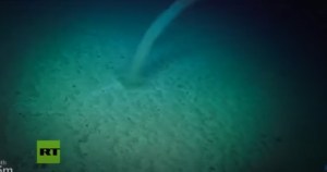 EN VIDEO: Graban un extraño tornado submarino frente a las costas de Australia