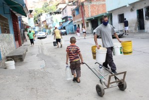 Venezolanos celebran el Día del Padre en época de pandemia