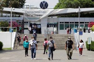 Decenas de empleados de Volkswagen México dan positivo a coronavirus
