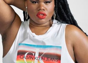La nueva imagen de Calvin Klein es una mujer transgénero, afroamericana y de talla grande