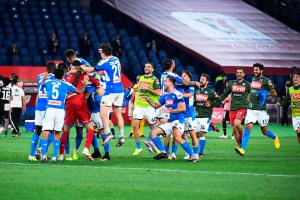 El Napoli conquistó la Copa Italia tras vencer a la Juventus en penales