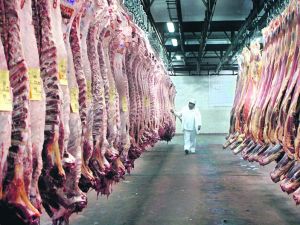 Cierran fábricas de carne en Reino Unido por casos de coronavirus