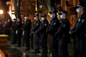 Protesta “no autorizada” en Sídney contra el racismo desafía la Covid-19