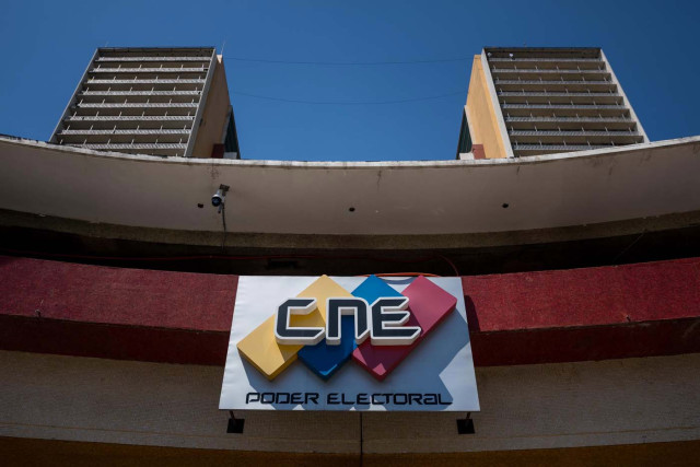 CNE írrito anunció extensión injustificada del show electoral hasta las 7:00 pm