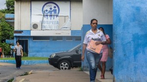 Hospital de Guaiparo incumple con diálisis de mujer retenida por sospecha de Covid-19