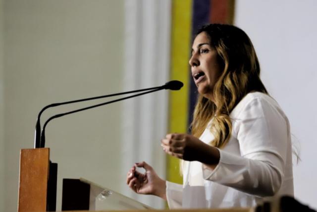 Diputada Desiree Barboza: Los alacranes y Maduro se roban el dinero de los venezolanos