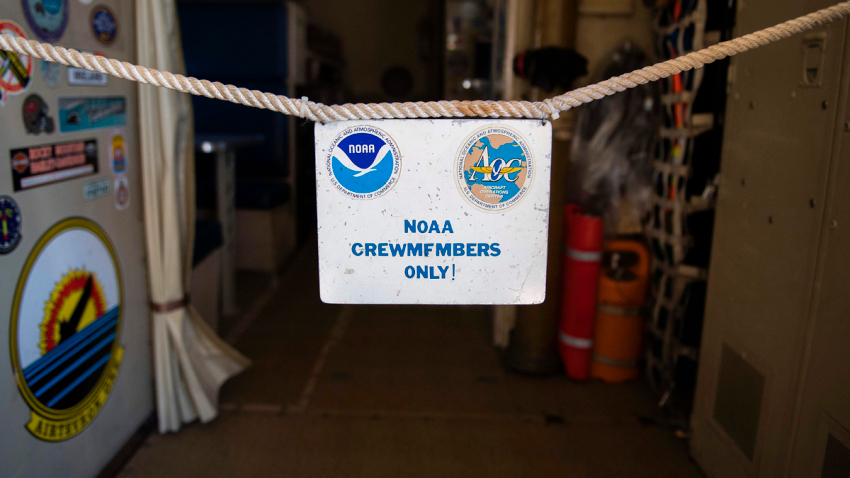 La base de cazadores de huracanes de la NOAA en Florida presenta cinco casos de coronavirus