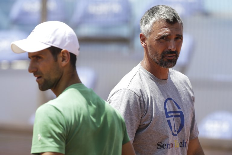 La frase del entrenador de Djokovic que se volvió VIRAL tras dar positivo por Covid-19 (Video)
