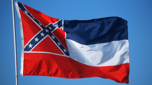 Gobierno de Mississippi aprueba proyecto de ley para eliminar el emblema “rebelde de la bandera”