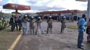Al menos 30 horas de espera por un tanque de gasolina: La presión ciudadana funcionó en Naguanagua