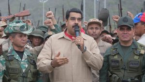 Falsos desertores y otros trucos: La insistencia del régimen venezolano en utilizar militares como espías en Colombia y otros países