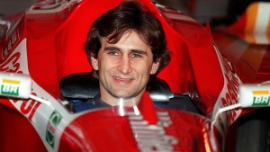 El expiloto de F1 Alessandro Zanardi sufrió terrible accidente durante exhibición y se encuentra en estado grave
