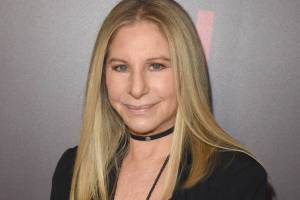 Barbra Streisand regala las acciones de Disney a la hija de George Floyd
