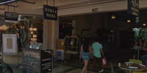 Cierra la emblemática librería Books & Books en Miami Beach