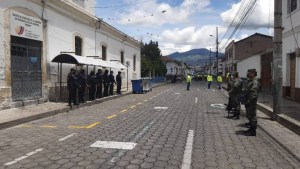 Venezolanos rompieron barrotes y se fugaron de una cárcel ecuatoriana