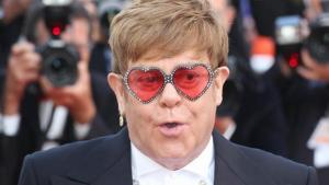 ¡Por haber violado un acuerdo! Elton John enfrenta una demanda millonaria por parte de su exesposa 