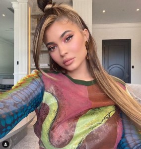 ¡Ay papá! Abogado de Kylie Jenner exigió a Forbes retractarse ante las acusaciones en contra de la multimillonaria