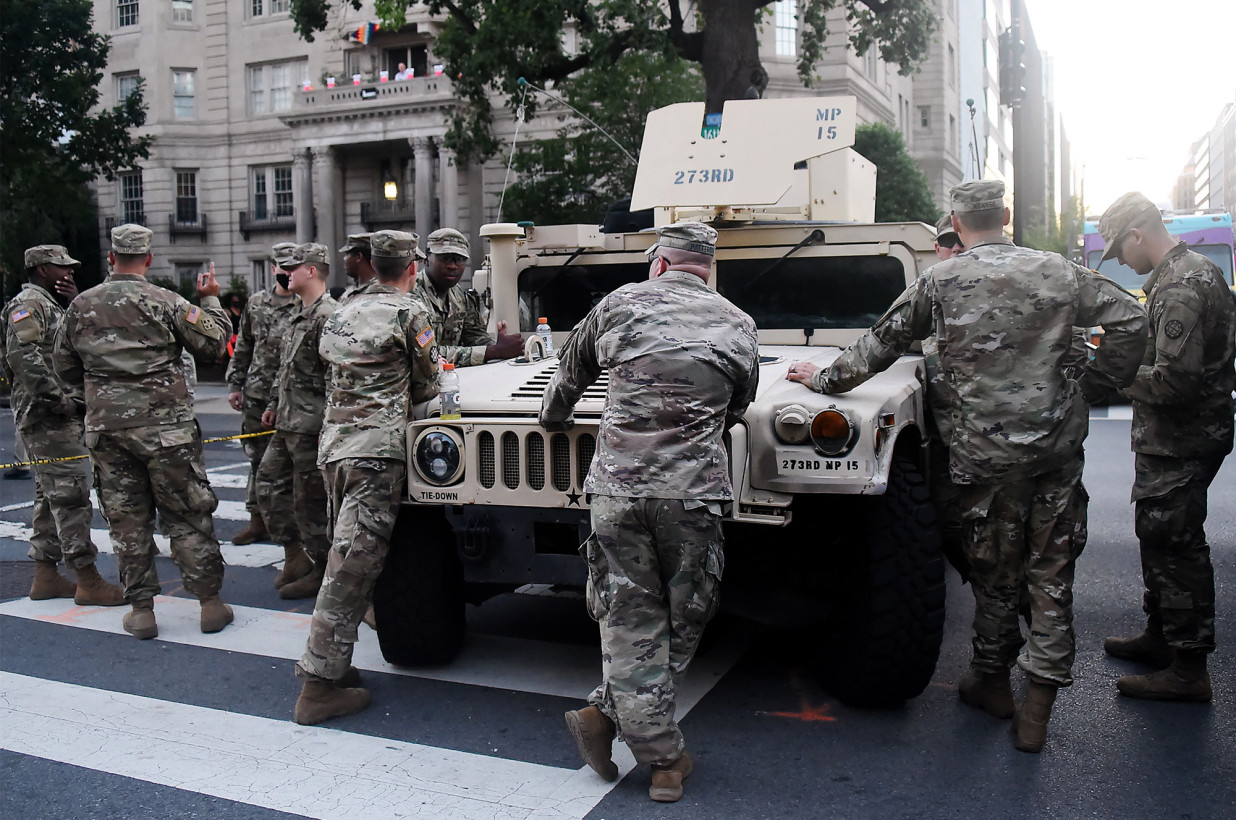 Las tropas desplegadas en las protestas de DC tienen coronavirus