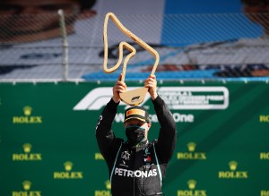 Valtteri Bottas gana el GP de F1 en Austria en apertura a puerta cerrada