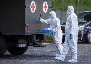 Nuevas restricciones en Polonia tras sus peores cifras en la pandemia