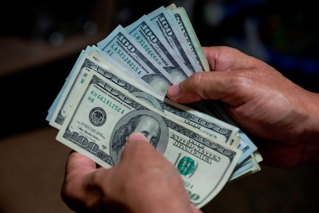 #Economia: #dólar estadounidense #bolívar venezolano, extraña pareja #Venezuela